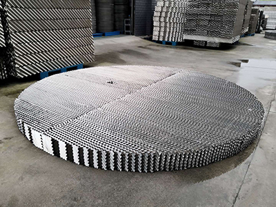 Corrugated Packing with Enhanced Wettability for Aqueous Chemical Systems
